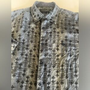 JHaneBarnes Men’s Dress Shirt - Lg